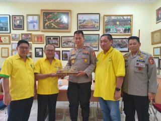 Brigjen.Pol Mardiaz Kusin Dwihananto Bersama Yayasan Setia Negara Beri Bantuan Korban Gempa Cianjur